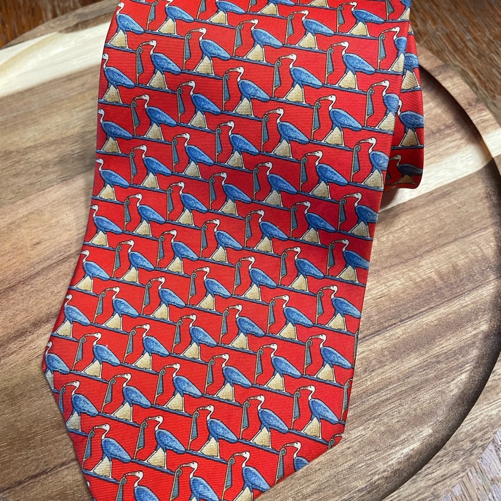 Vibrant Toucan Patterned Men's Tie